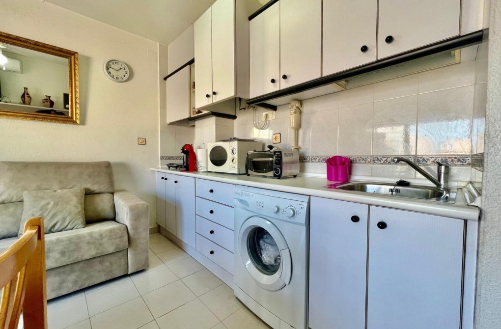 Reventa - Estudio - Torrevieja - Habaneras