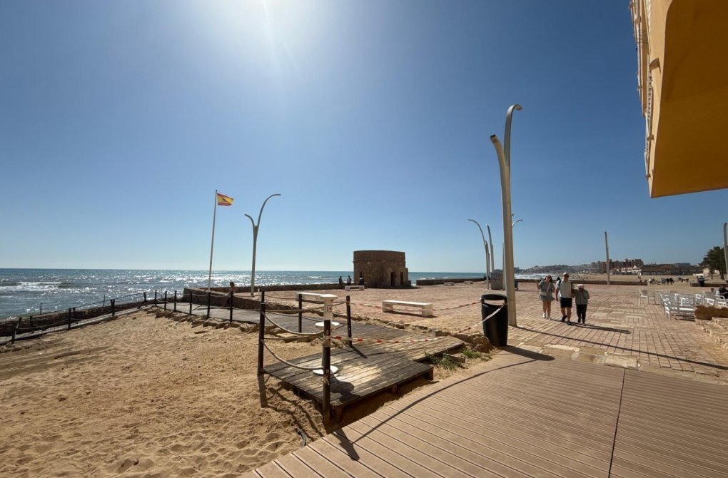 Rynek wtórny - Apartament - Torrevieja - La Mata pueblo