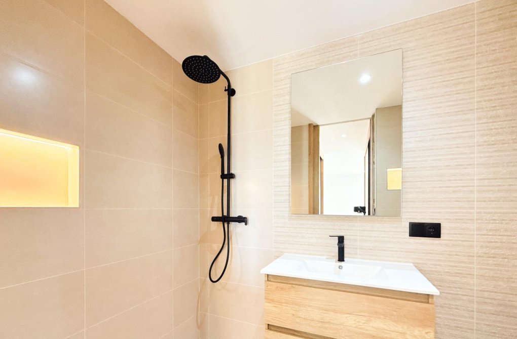Rynek wtórny - Apartament - Torrevieja - La Mata pueblo