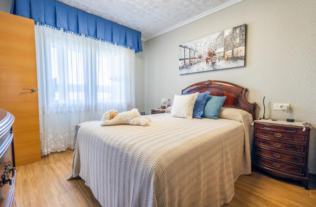 Вторичное жилье - Апартаменты - Torrevieja - Playa del Acequión