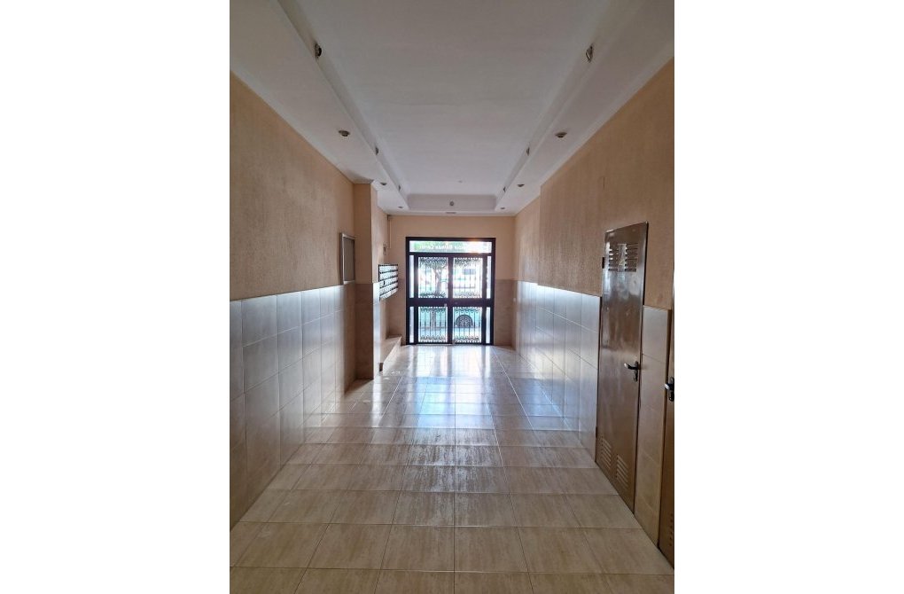 Rynek wtórny - Apartament - Torrevieja - Playa de los locos