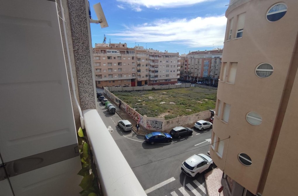 Reventa - Apartamento - Torrevieja - Playa del cura