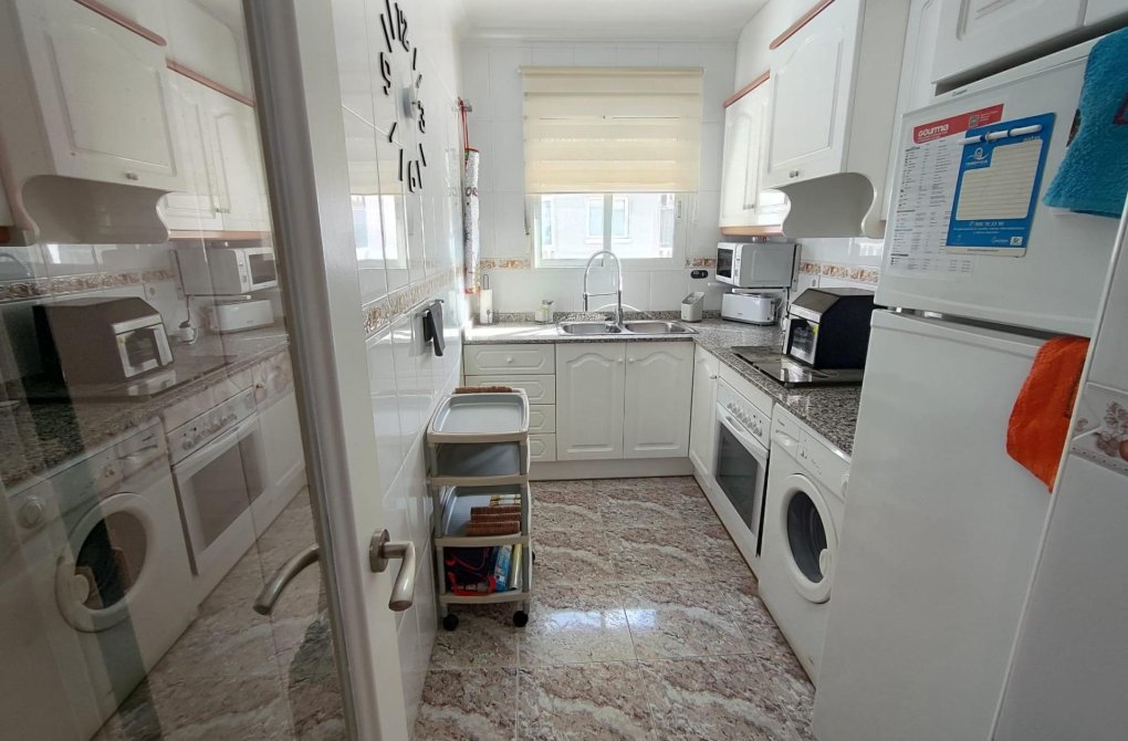Reventa - Apartamento - Torrevieja - Playa del cura