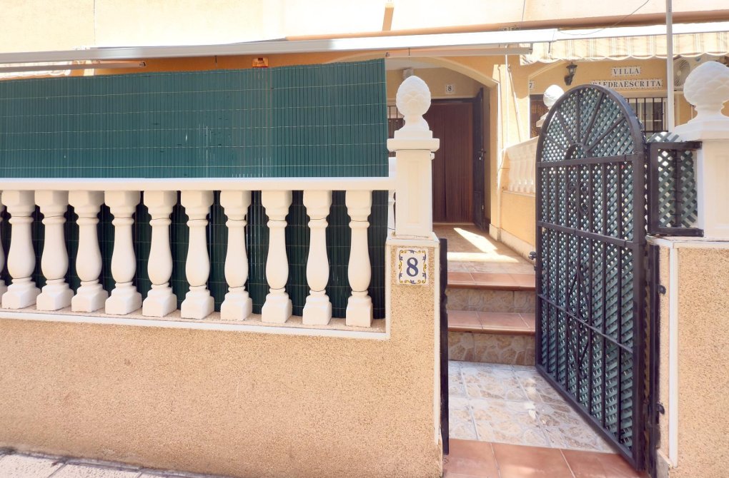 Вторичное жилье - Квартира - Torrevieja - La Mata pueblo