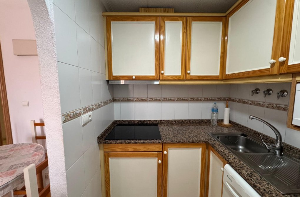 Rynek wtórny - Apartament - Torrevieja - Centro