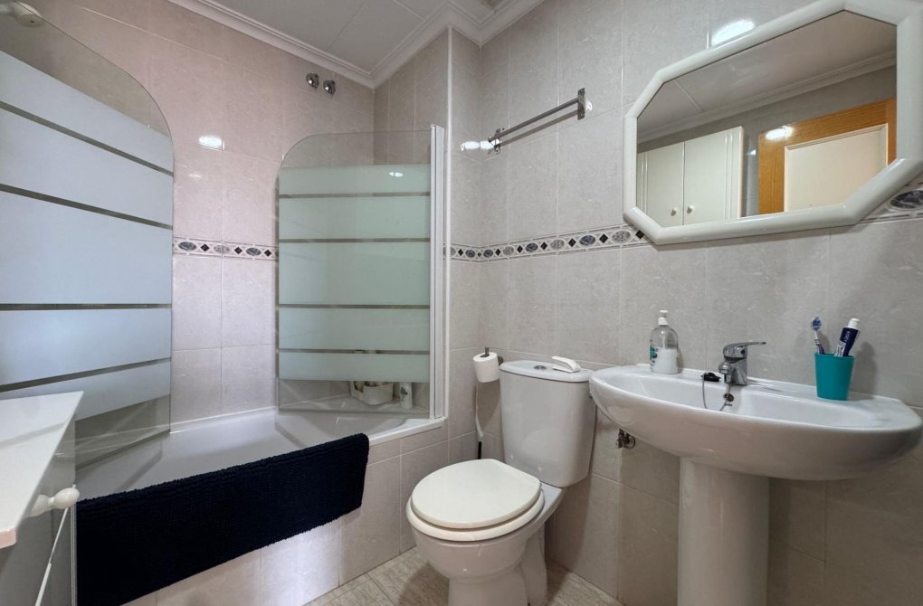 Rynek wtórny - Apartament - Torrevieja - Centro