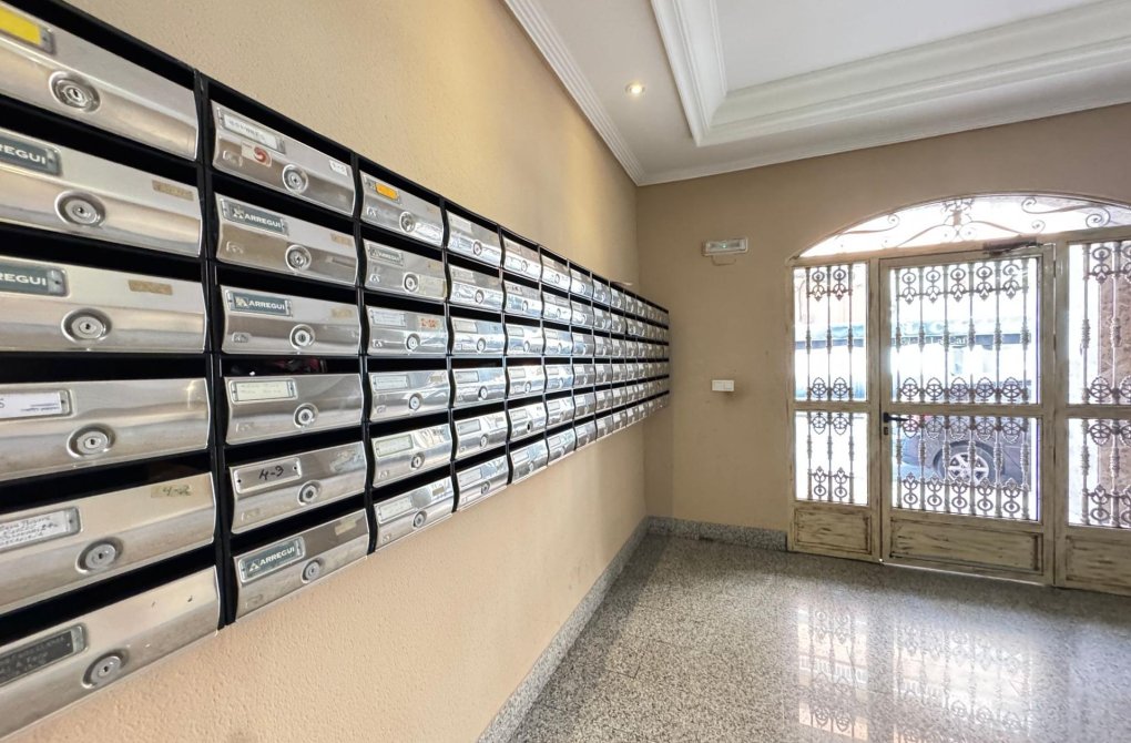 Rynek wtórny - Apartament - Torrevieja - Centro