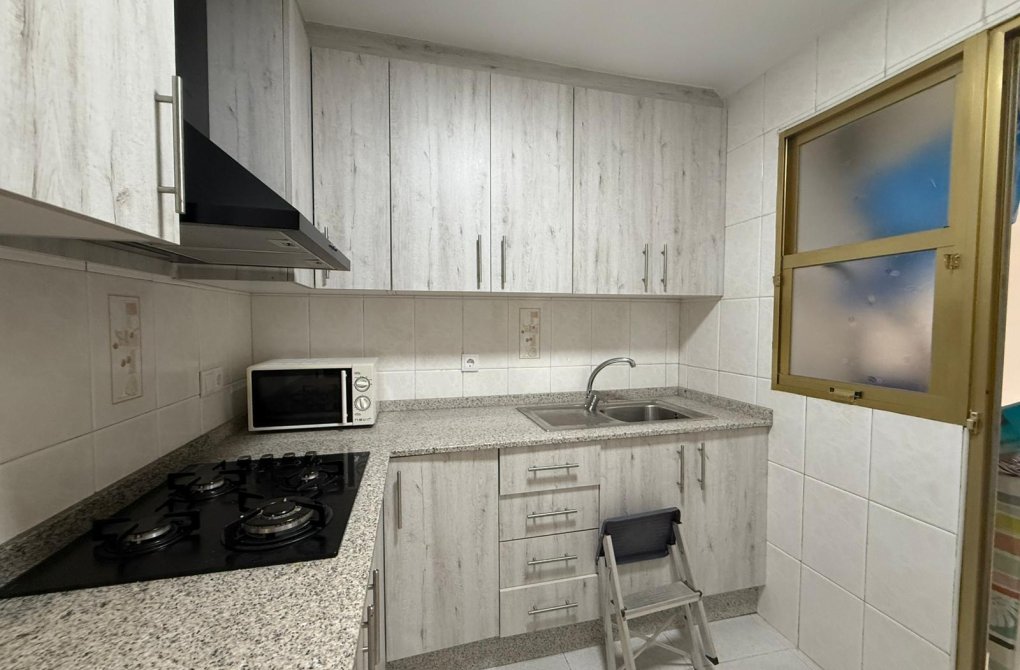 Resale - Apartment - Torrevieja - La Mata