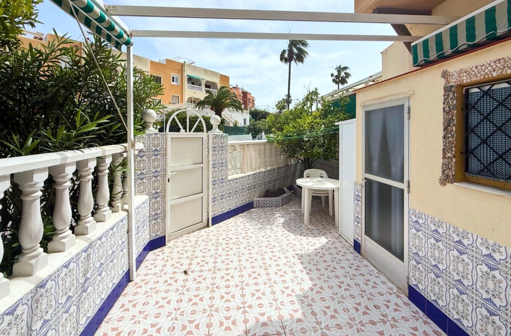 Resale - Bungalow - Torrevieja - Torreblanca