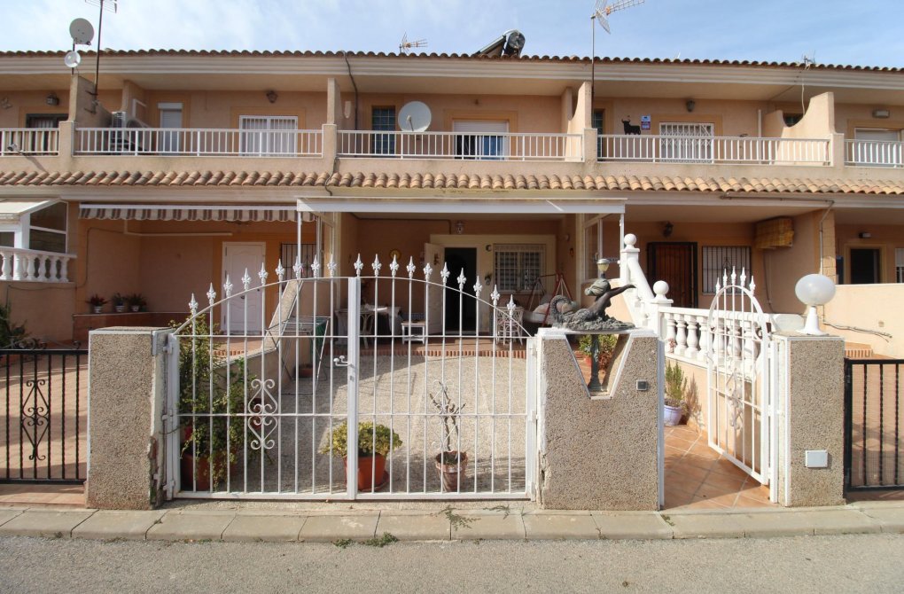 Вторичное жилье - Дом рядовой застройки - Torrevieja - Los altos