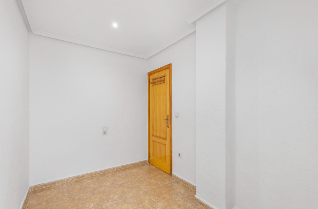Rynek wtórny - Apartament - Torrevieja - Centro