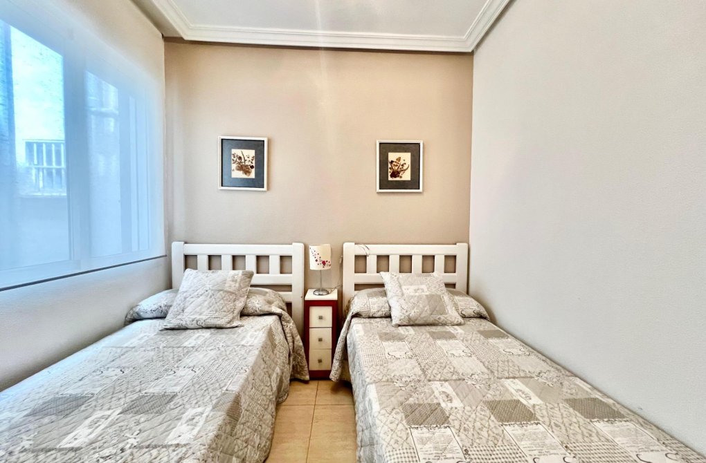 Reventa - Apartamento - Torrevieja - Habaneras