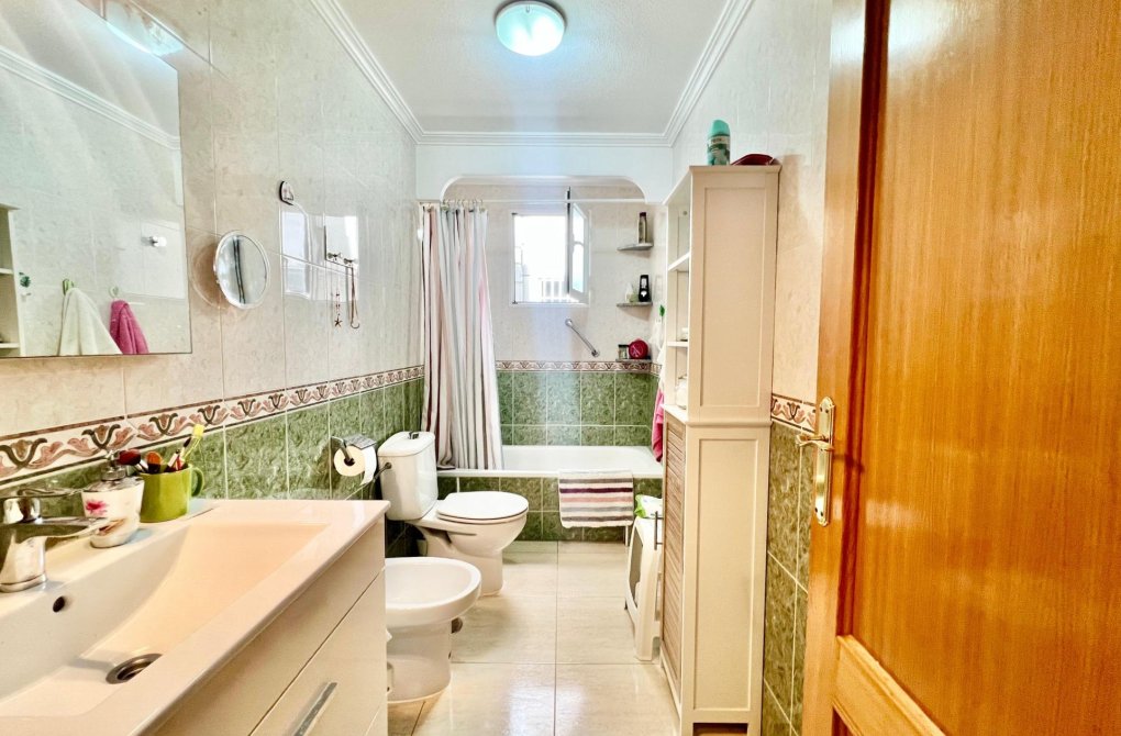 Reventa - Apartamento - Torrevieja - Habaneras