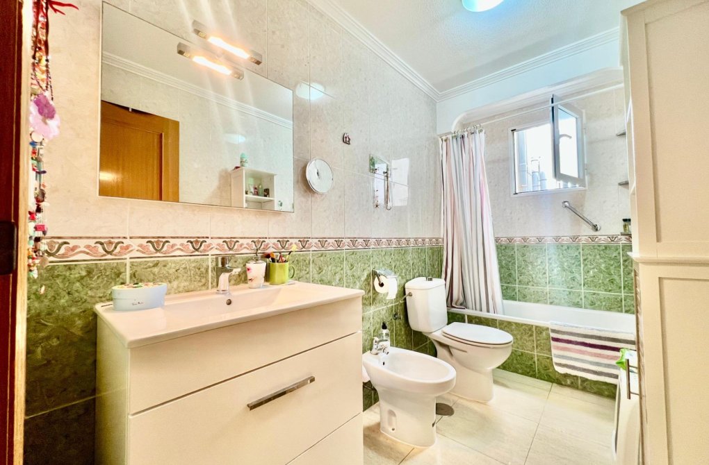 Reventa - Apartamento - Torrevieja - Habaneras
