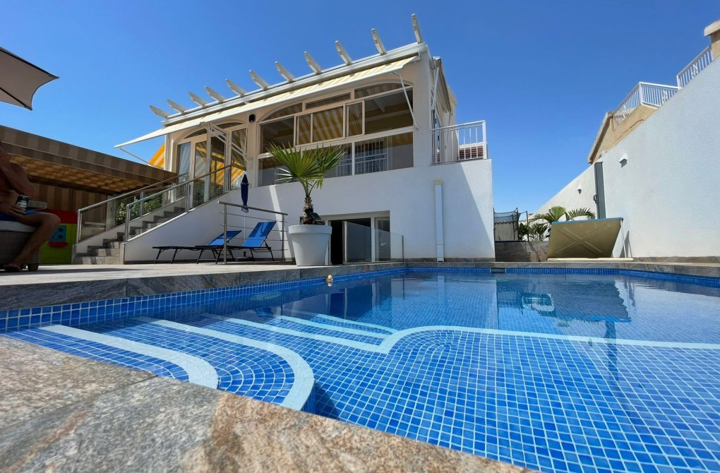 Resale - house - Orihuela Costa - Los Altos