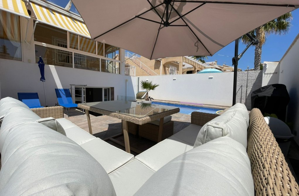 Resale - house - Orihuela Costa - Los Altos