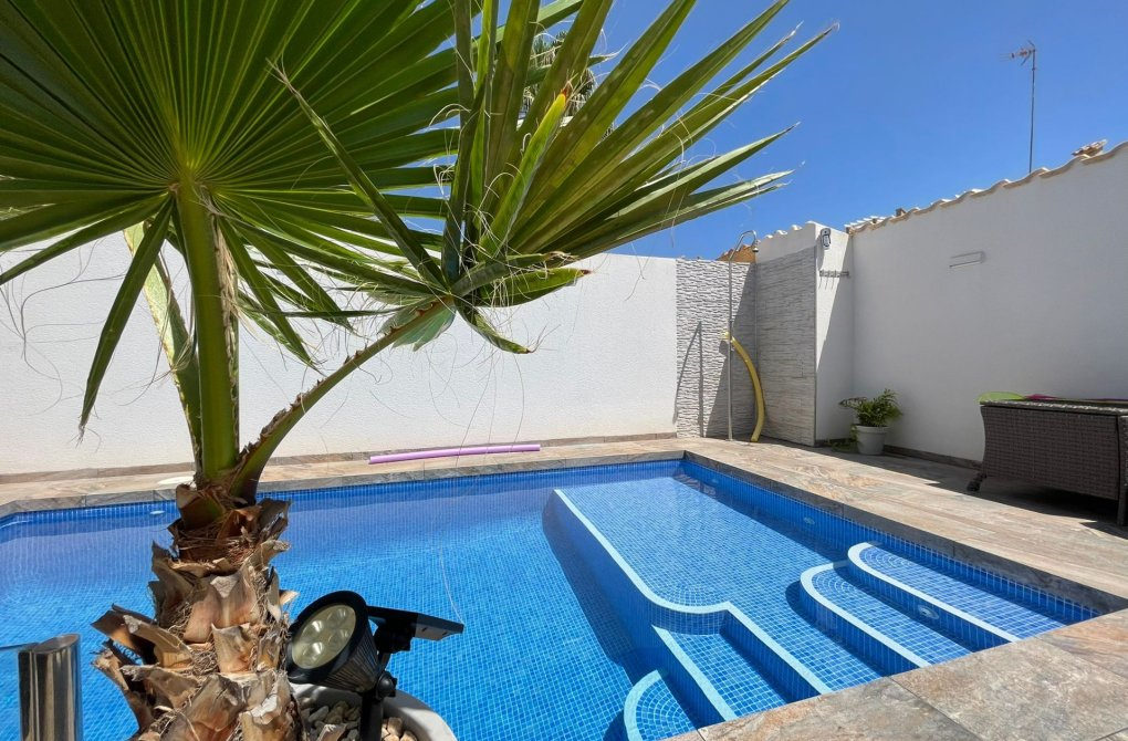 Resale - house - Orihuela Costa - Los Altos