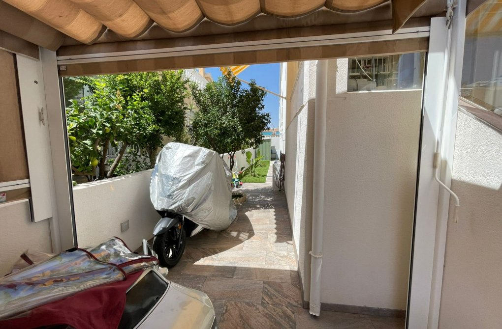 Resale - house - Orihuela Costa - Los Altos