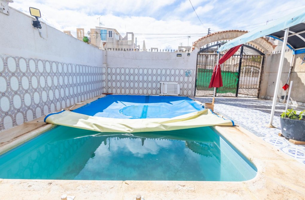 Rynek wtórny - Szalet - Torrevieja - torreta III