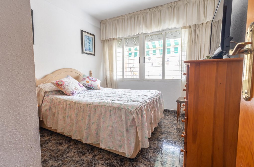 Rynek wtórny - Szalet - Torrevieja - torreta III