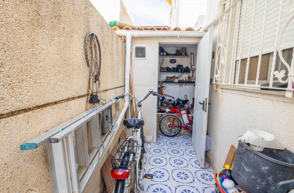 Rynek wtórny - Szalet - Torrevieja - torreta III