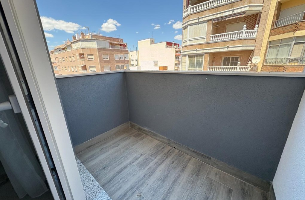 Rynek wtórny - Apartament - Torrevieja - Centro
