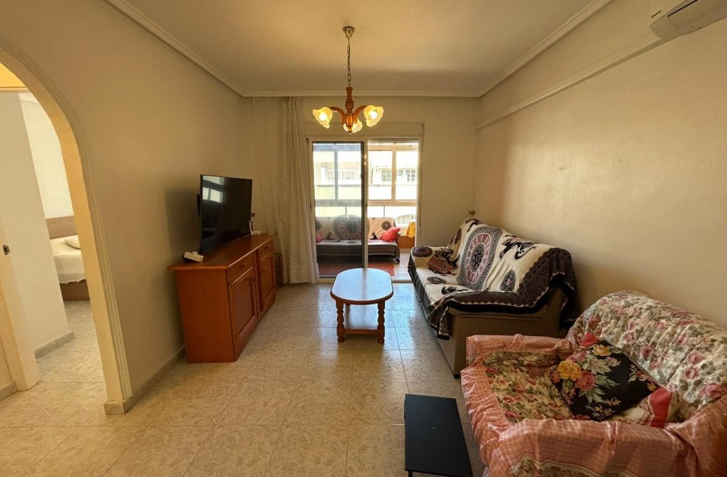 Reventa - Apartamento - Torrevieja - Playa del cura
