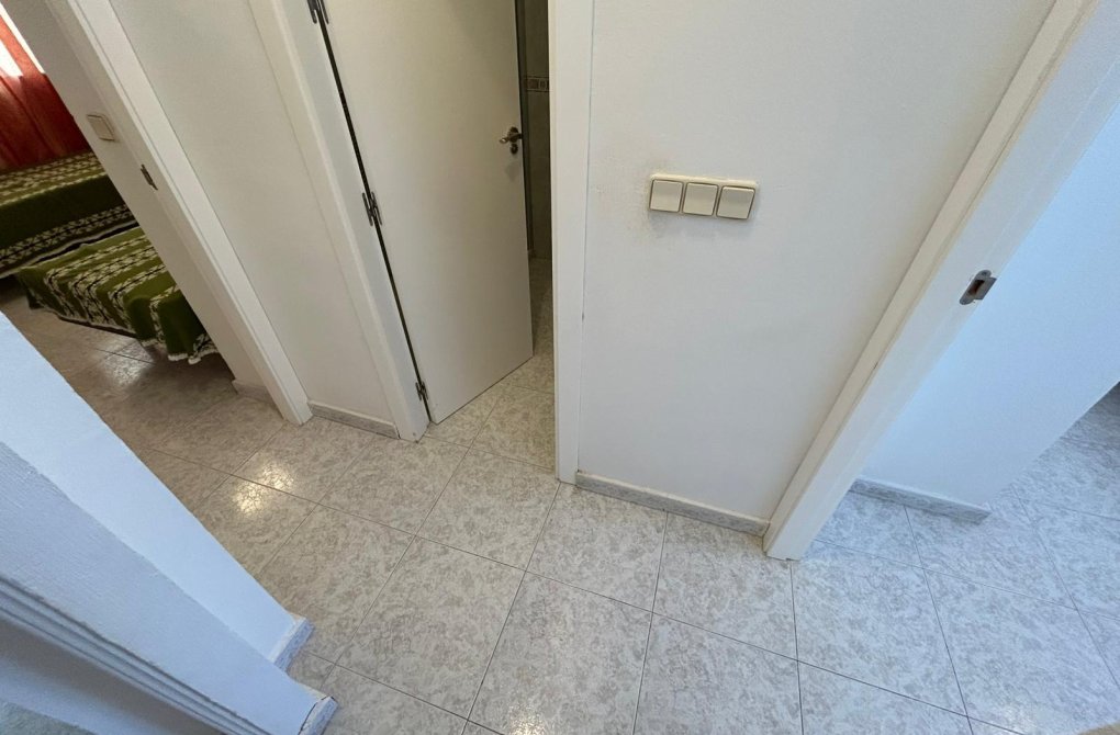Reventa - Apartamento - Torrevieja - Playa del cura