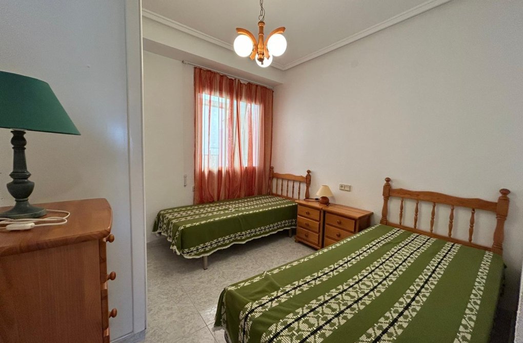 Reventa - Apartamento - Torrevieja - Playa del cura