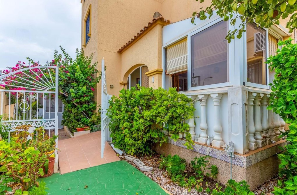 Reventa - Chalet - Orihuela Costa - La Zenia- Orihuela costa