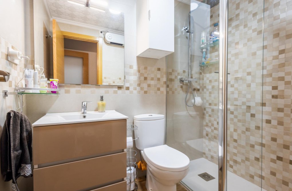 Rynek wtórny - Apartament - Torrevieja - Playa del Acequión