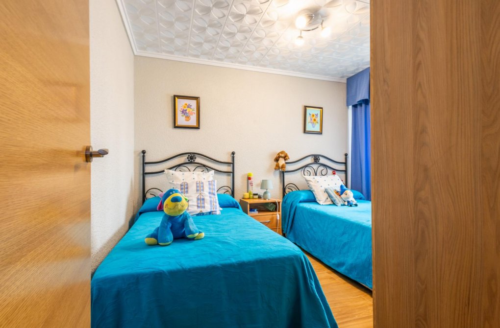 Rynek wtórny - Apartament - Torrevieja - Playa del Acequión