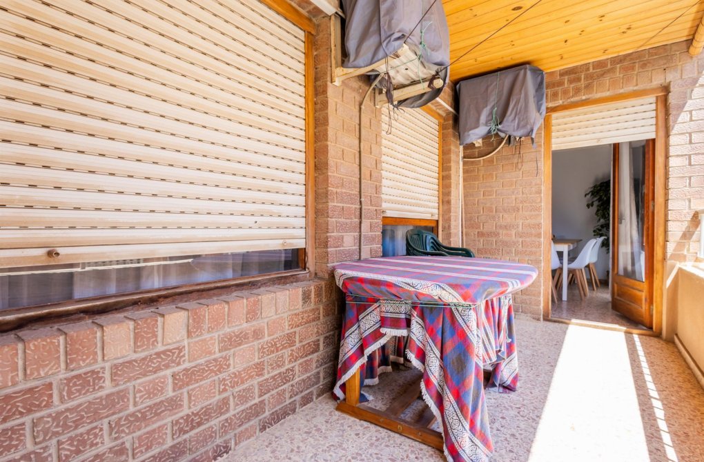 Resale - Apartamento - Torrevieja - Playa de los Naufragos