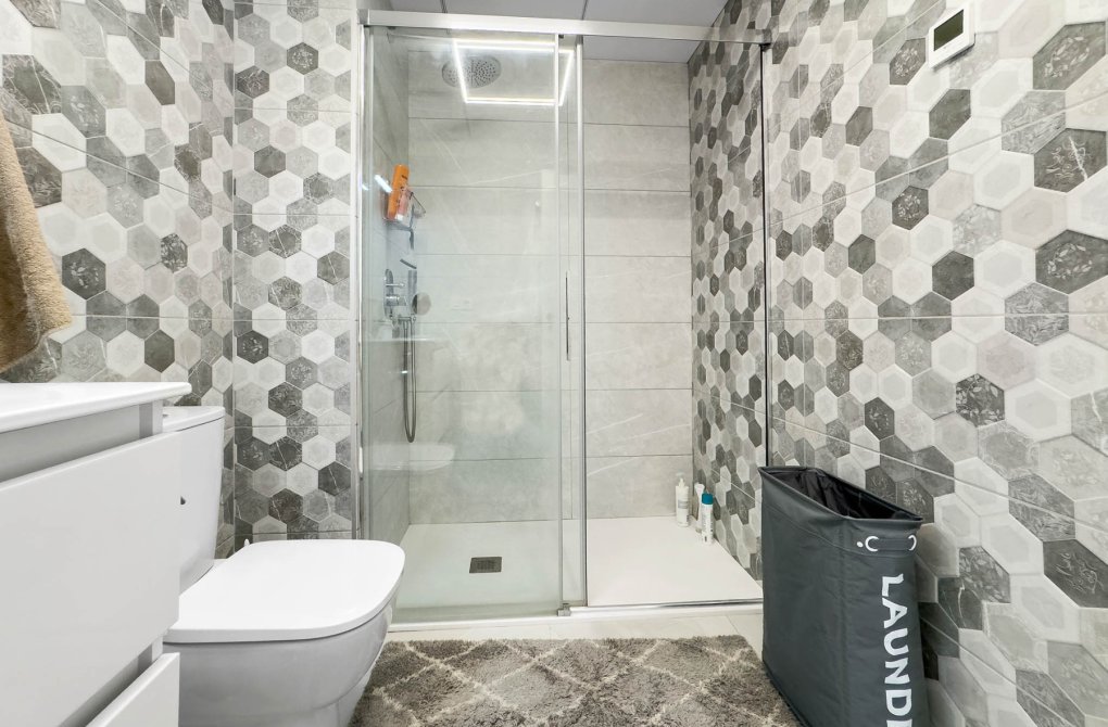 Resale - Apartment - Top Floor Apartment - Torrevieja - torrevieja
