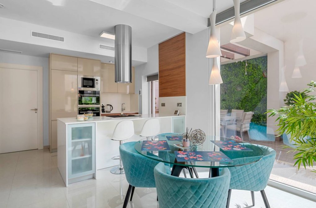 Resale - Villa - Ciudad Quesada