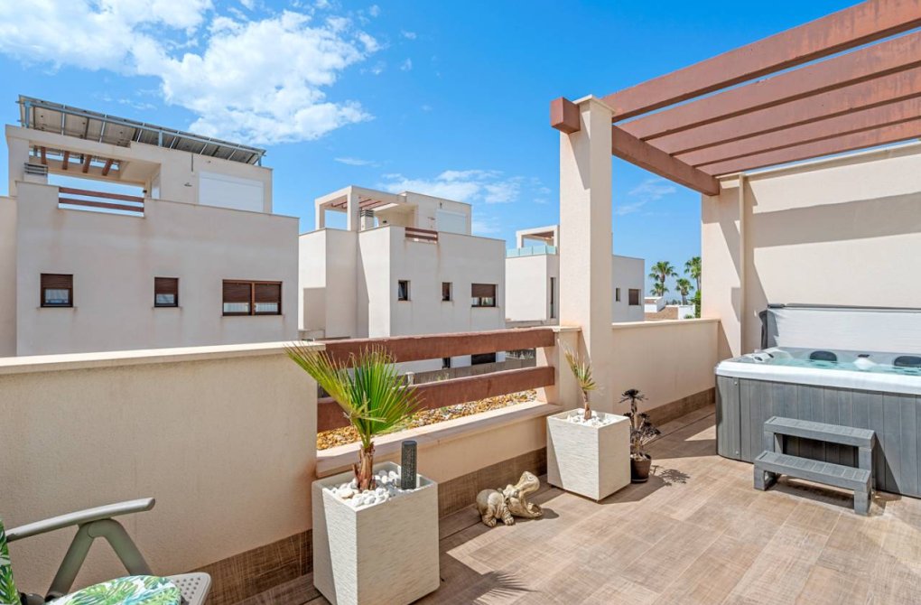 Resale - Villa - Ciudad Quesada
