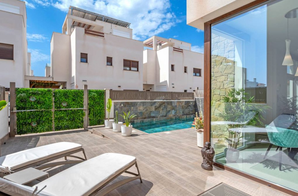 Resale - Villa - Ciudad Quesada