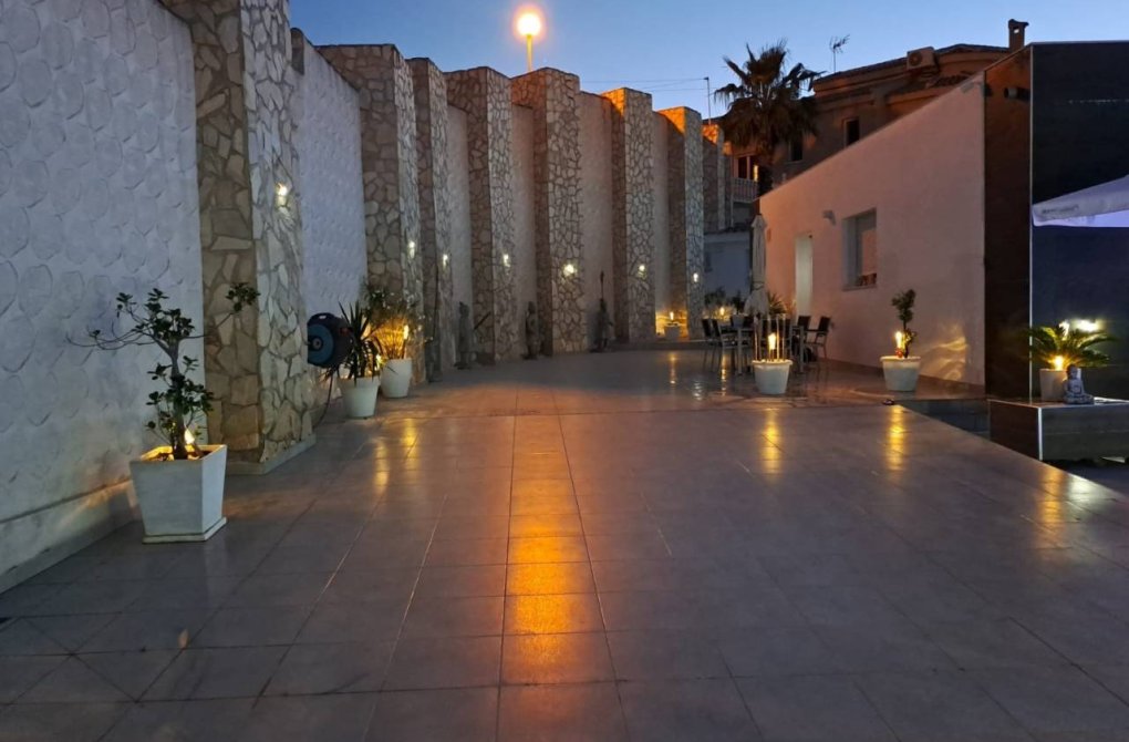 Resale - Villa - Ciudad Quesada