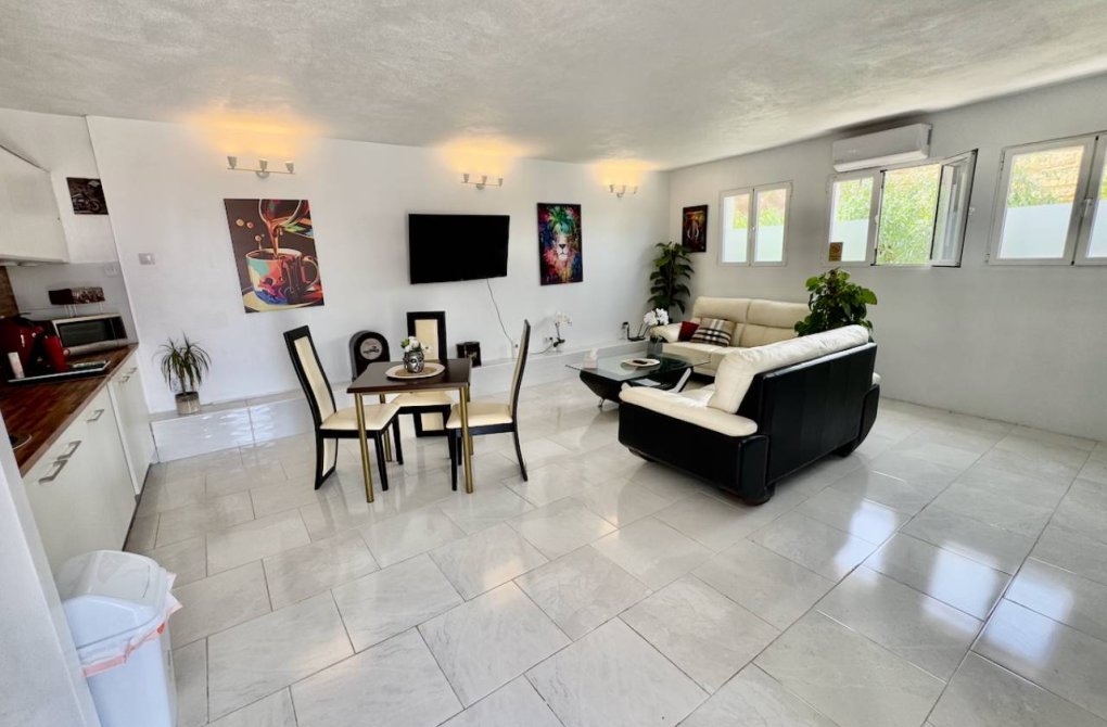 Resale - Villa - Ciudad Quesada