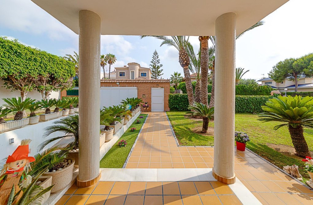 Rynek wtórny - Szalet - Torrevieja - La veleta