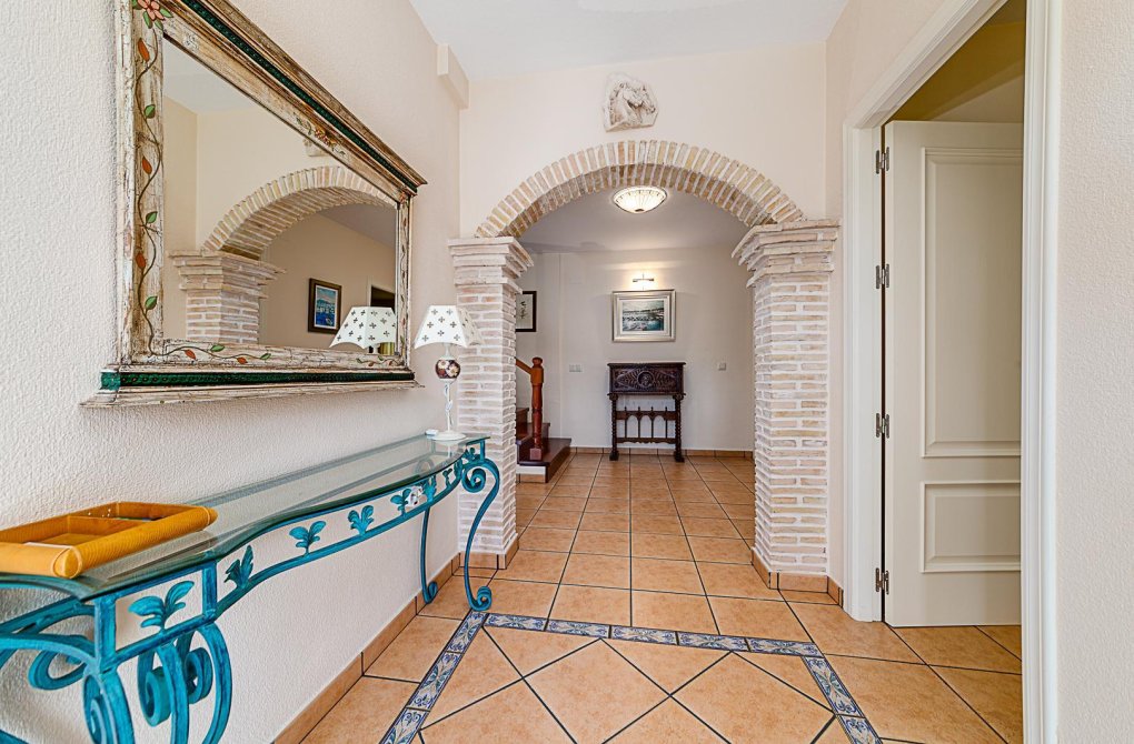 Rynek wtórny - Szalet - Torrevieja - La veleta