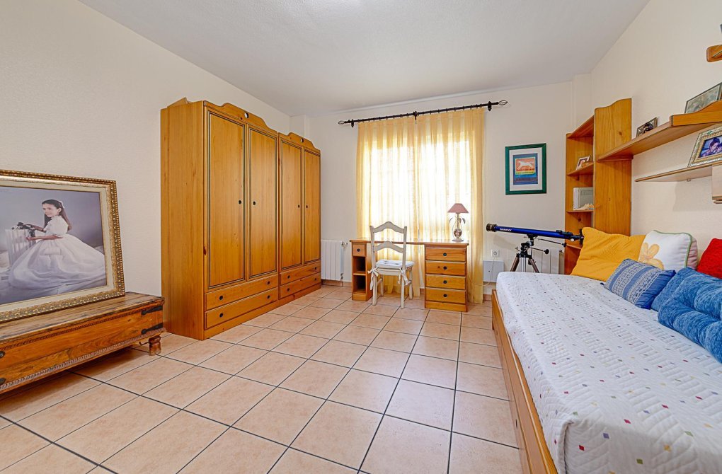 Rynek wtórny - Szalet - Torrevieja - La veleta