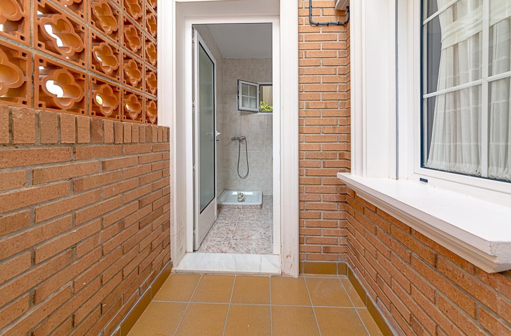 Rynek wtórny - Szalet - Torrevieja - La veleta