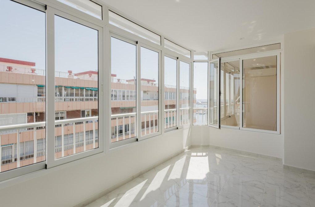 Вторичное жилье - Апартаменты - Torrevieja - Playa de La Acequion