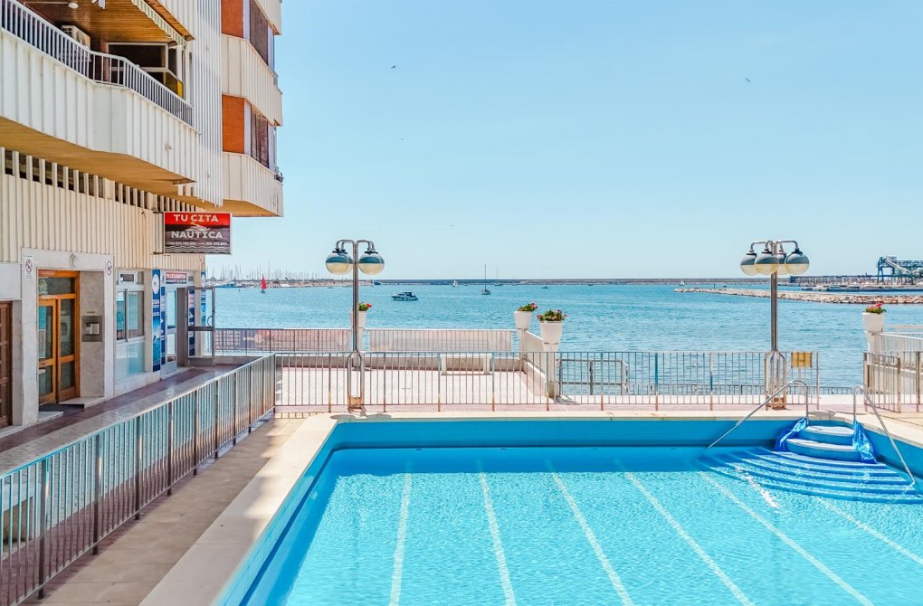 Вторичное жилье - Апартаменты - Torrevieja - Playa de La Acequion
