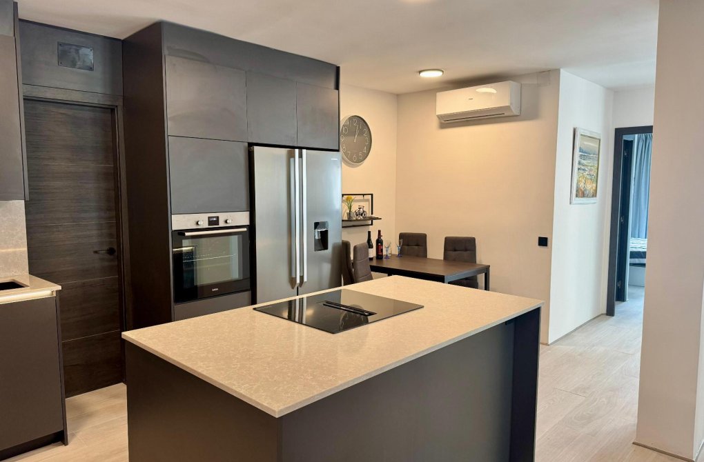 Reventa - Apartamento - Torrevieja - CLUB NAUTICO TORREVIEJA