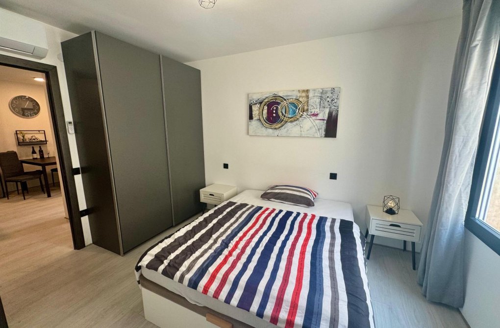 Reventa - Apartamento - Torrevieja - CLUB NAUTICO TORREVIEJA