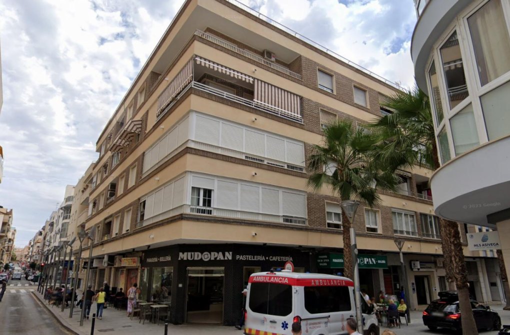 Reventa - Apartamento - Torrevieja - CLUB NAUTICO TORREVIEJA