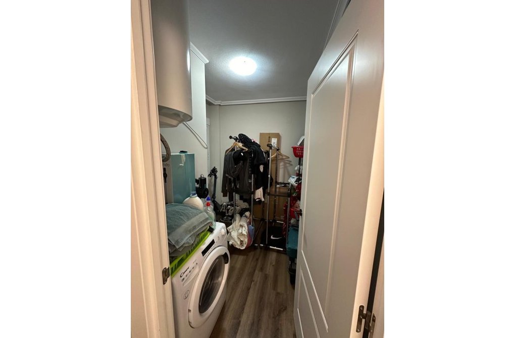 Rynek wtórny - Apartament - Torrevieja - Paseo maritimo