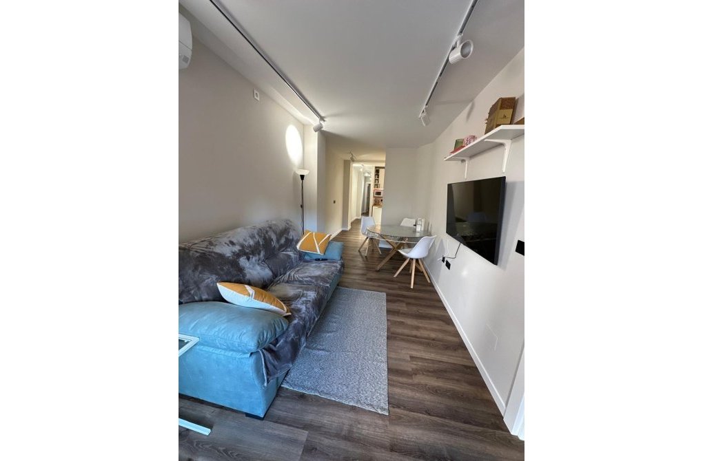 Rynek wtórny - Apartament - Torrevieja - Paseo maritimo